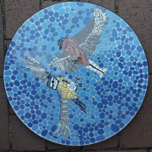 Foto Mosaiktischplatte mit Vögeln